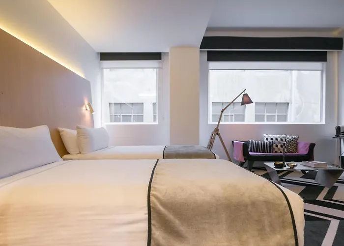 Adelphi Hotel